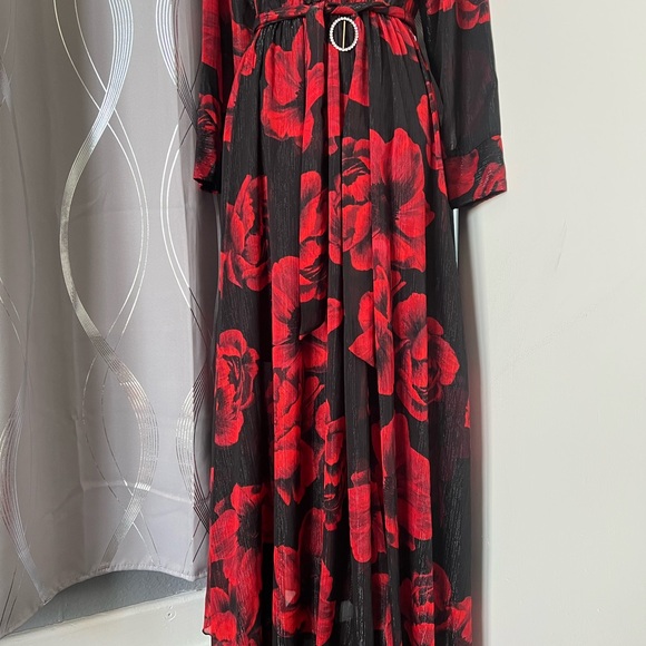 Red and Black Bishop Sleeve Maxi Dress for Weddings - Picture 6 of 11